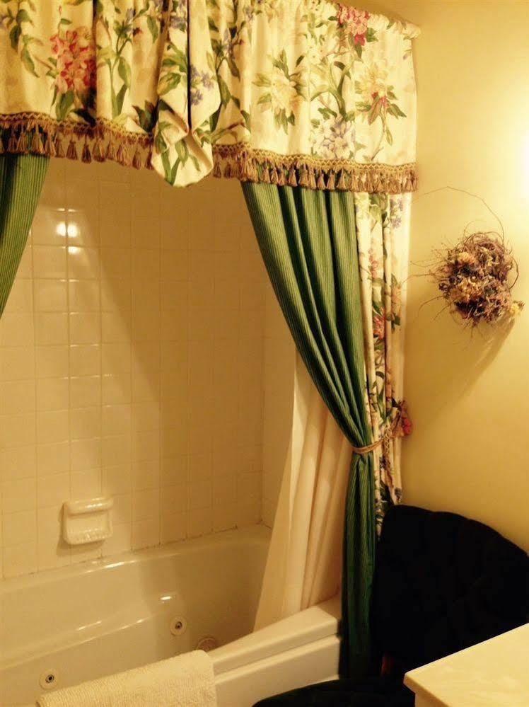 Carriage Lane Inn Murfeesboro Tn Мърфрийзбъроу Екстериор снимка